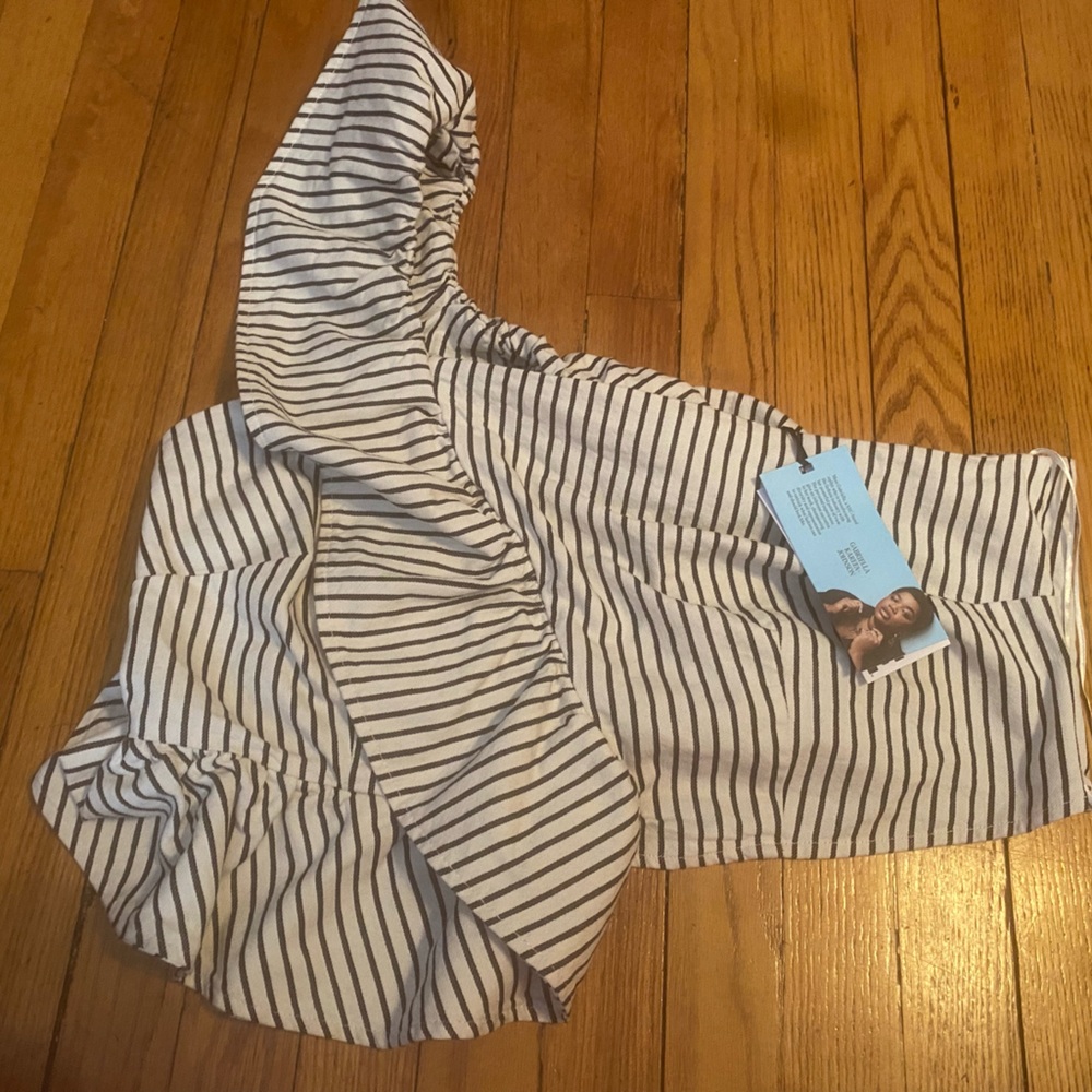 Striped One-Shoulder Ruffle Top - Picture 8 of 8